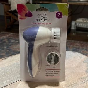 Plum Beauty Facial Cleansing System. NWT.